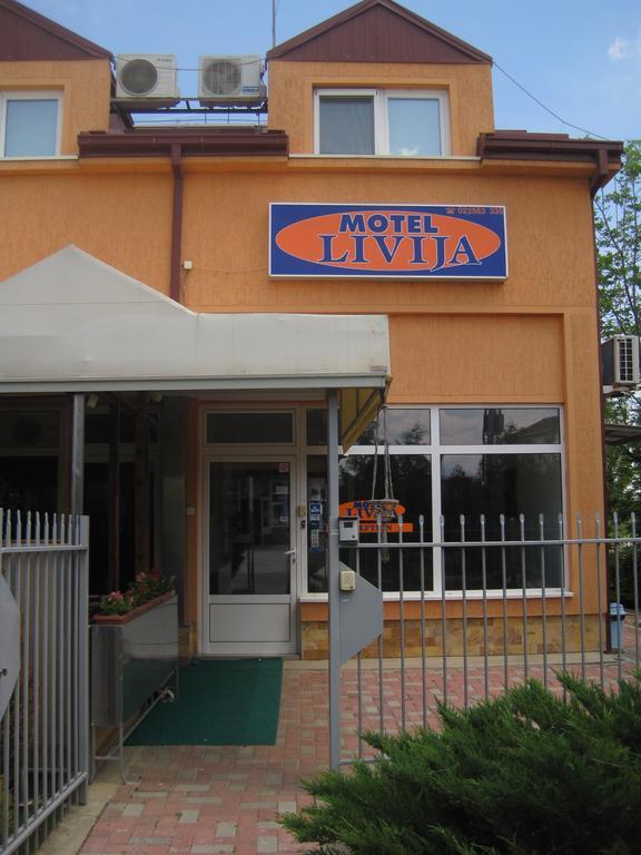 Motel Livija Petrovec Экстерьер фото