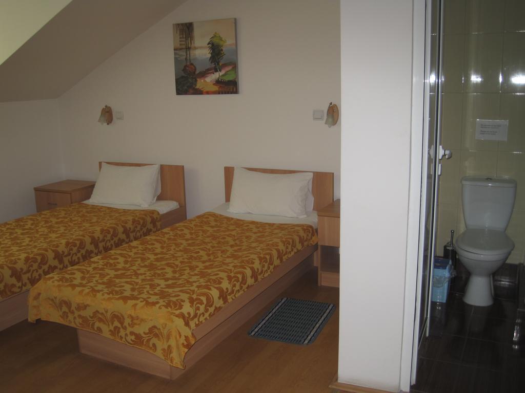 Motel Livija Petrovec Экстерьер фото
