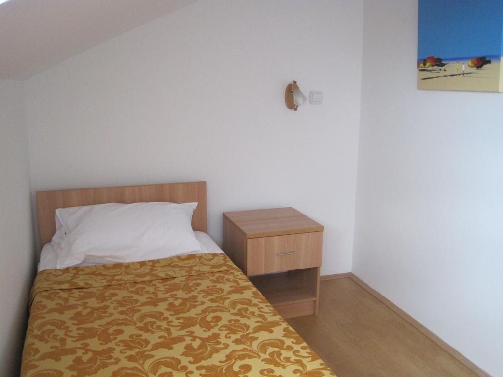 Motel Livija Petrovec Экстерьер фото